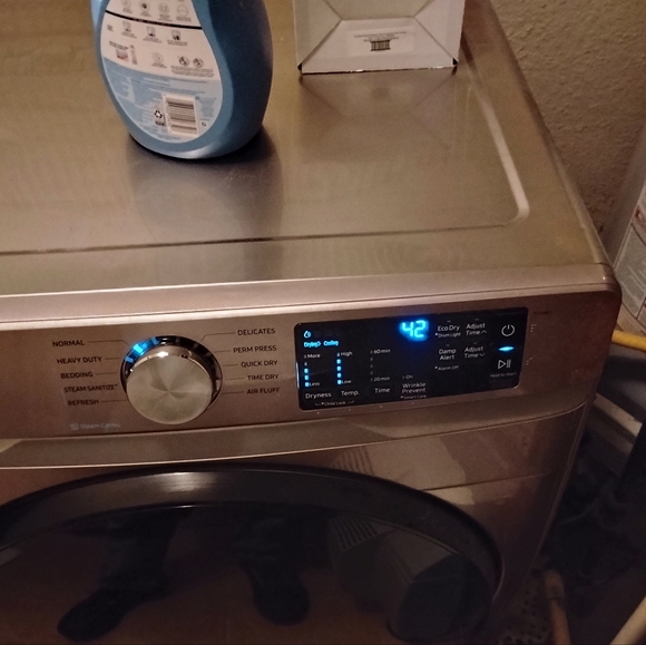 Meet your Posher, Jonathon - Picture 2 of 13